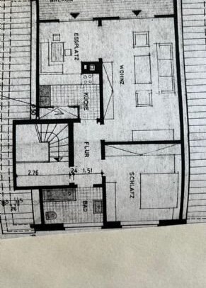 2-Zimmer-Wohnung mit Balkon und Wannenbad mit Fenster