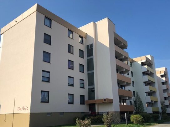 Gemütliche und helle 2-Zimmer Wohnung in ruhiger Lage mit Loggia, Am Festplatz 13c, Linden Leihgestern