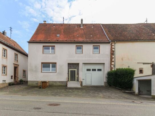 Naturnahes Wohnen inkl. Scheune mit Garten und einer Garage