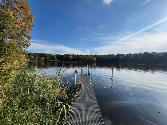 Erstbezug nach Sanierung: Wohntraum mit Seelage - Idyllisches Wohnen am Wannsee