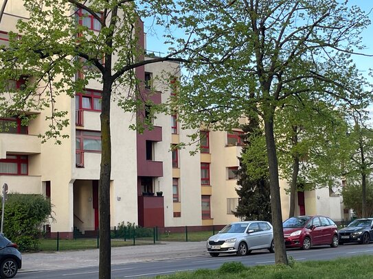 Neu grundrenovierte Wohnung im beliebten Reinickendorf