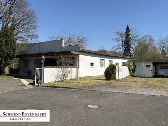 Wohn- und Geschäftshaus mit Nebengebäude und Doppelgarage auf über 3.397 m² Grundstück in Wissen!