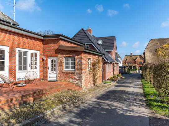 Moderne 3-Zimmer-Maisonette-Wohnung im Friesenhaus!