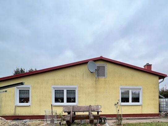 Großes Einfamilienhaus im Bungalowstil in wunderbarer Seenlandschaft an der südlichen Müritz