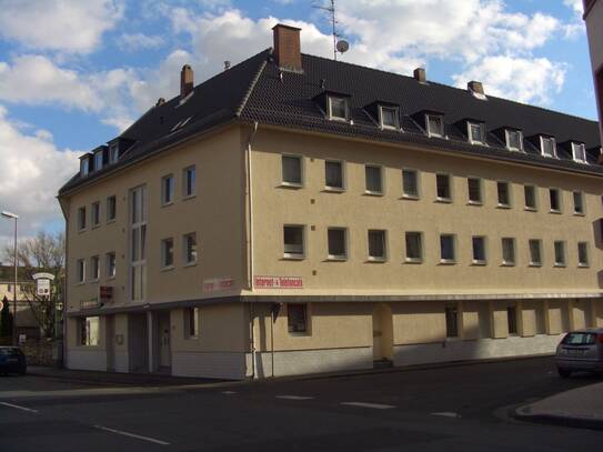 *ERSTBEZUG nach Sanierung* 2-ZKB-Singlewohnung mit Balkon