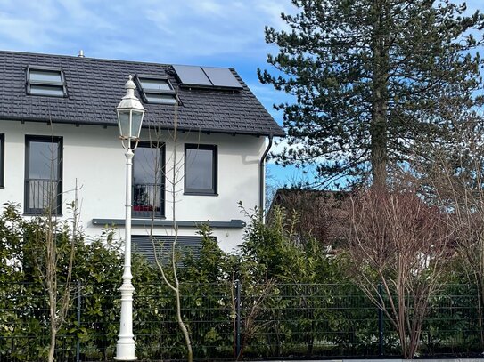 Gauting - Stockdorf, sehr hochwertig gebautes und ausgestattetes Wohnhaus 285 m² W/Nfl.