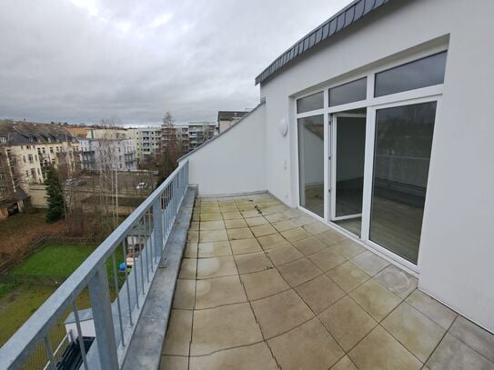 Wunderschöne 5-Raumwohnung mit großer Dachterrasse