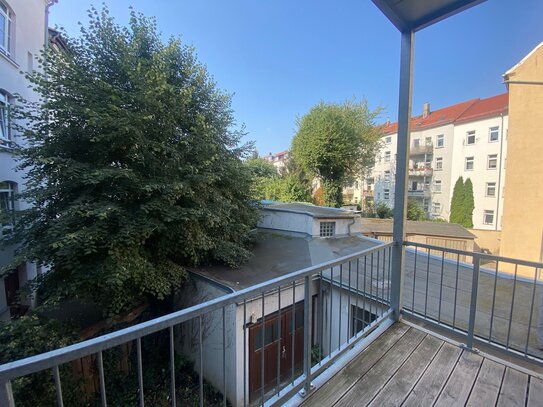 * KAUFEN * 3-RWE in Alt-Lindenau * Balkon * Tageslichtküche * Wanne * frei zur Selbstnutzung *