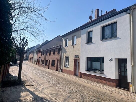 3- Appartement-RH zum Erwerb als Anlage in zentraler Lage von Verden!