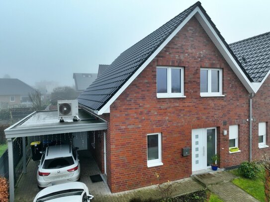 Neuwertige Doppelhaushälfte mit Carport in Gildehaus!