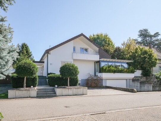 Großzügiges Einfamilienhaus mit Garten in Wyhlen