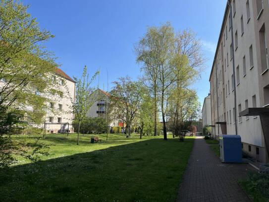 Praktisch Wohnen mit großem Balkon