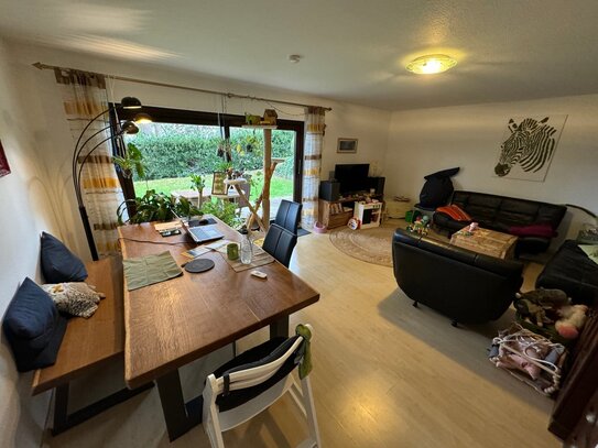 Freundliche 2-Zimmer-Wohnung im Souterrain mit tollem Garten und traumhaftem Blick auf Karlsruhe