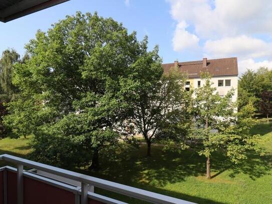 Keine Straße vorm Balkon! Super Lage im Grünen