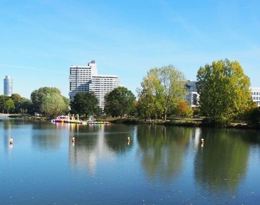 Zentrale Lage mit Blick auf Nürnberg