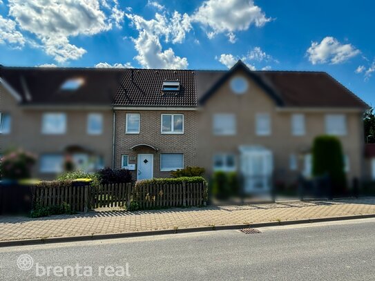 Sofort bezugsfrei! Reihenmittelhaus mit Garten und ausgebautem Dachgeschoss