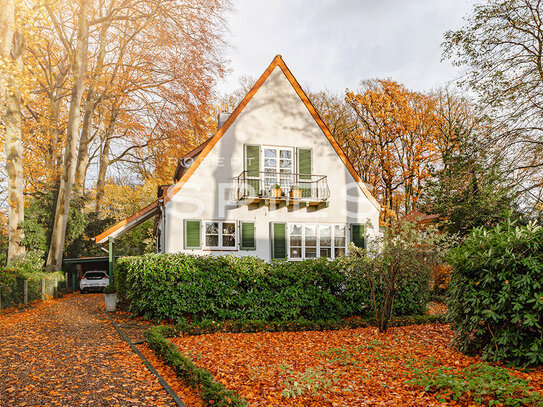 Einfamilienhaus mit vielfältigen Nutzungsmöglichkeiten auf einem wunderschönen, verwunschenen Grundstück