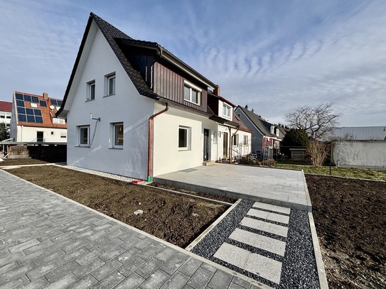 Zuhause in Burgau - Doppelhaus mit Charme und Komfort