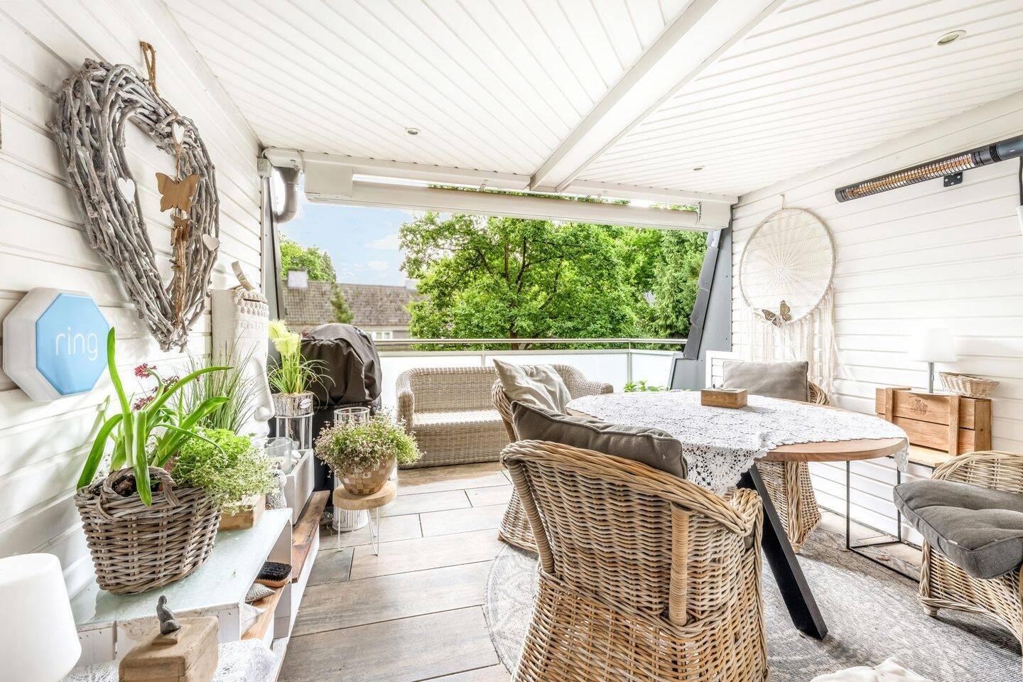 Exklusives Wohnen über zwei Ebenen mit Top-Ausstattung