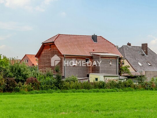 NUR FÜR KAPITALANLEGER!!! MFH mit 2 Wohneinheiten, 2 Garagen und Dachterrasse in ruhiger Lage