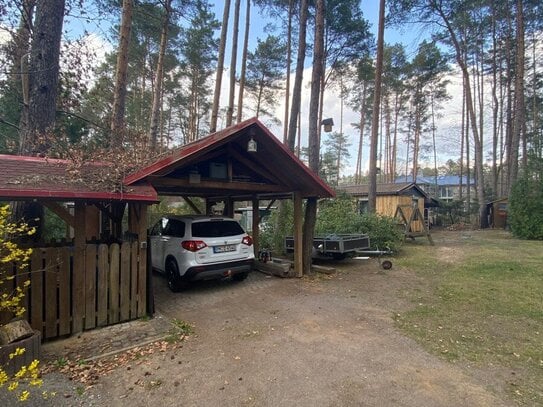 Hauptstadtmakler - Schönes Grundstück mit Wochenendhaus in Top Lage