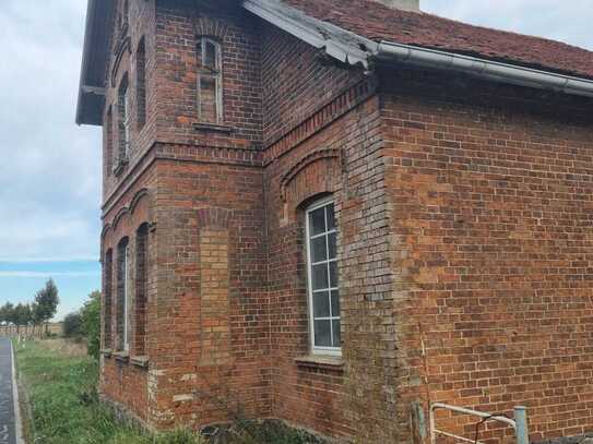 Rustikales Klinkerhaus mit Potential für den individuellen Ausbau deines Gewerbes, deiner Ideen oder auch Wünsche