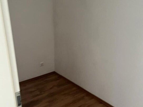 Schöne 3 Zimmer Wohnung im ländlichen Worms- Heppenheim