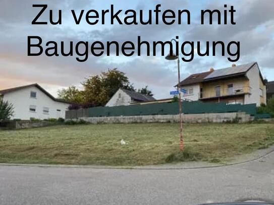 Baugrundstück mit Baugenehmigung