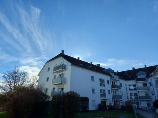 gemütliche 2-Zimmer-Wohnung mit Balkon + TG