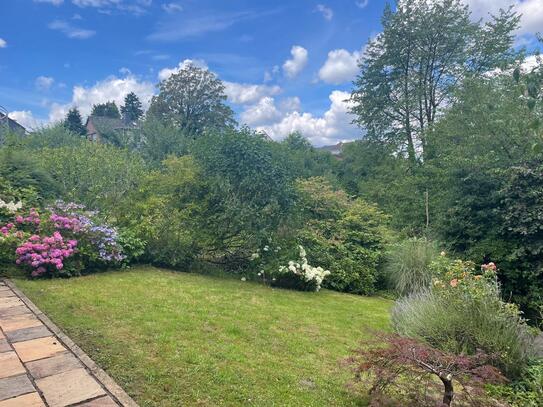 Traumhaftes Familienhaus in Bochum-Stiepel mit Blick ins Grüne