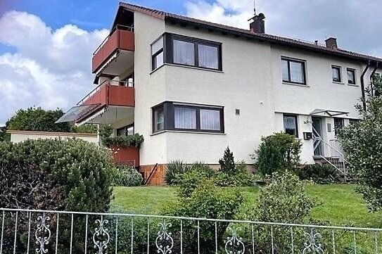 Selten großzügig und familienfreundlich! Gepflegtes EFH m. 220 m² Wohnfl. u. 6,4 Ar Grundstück in reizvoller Ortsrandla…