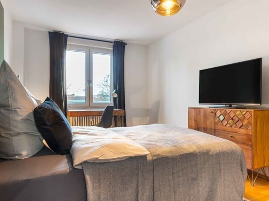 Schönes Zimmer in einem Co-Living-Apartment in Frankfurt