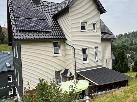 Haselbach: Umfangreich u. liebevoll modernisiertes Ein- bis Zweifamilienhaus in ländlich ruhiger Ortslage