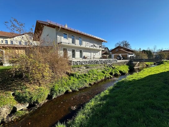 Modernes Wohnen mit Alpenpanorama – Ihr neues Zuhause in Raubling, Oberbayern