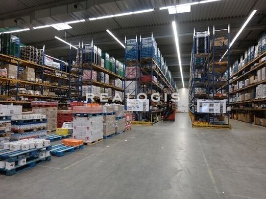 ca. 11.550 m² Lager-/Logistikfläche mit Büro an der A9 - teilbar