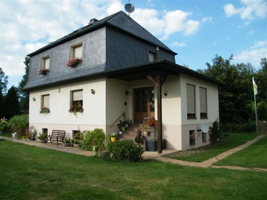 Saniertes/modernisiertes Einfamilienhaus in idyllischer Lage