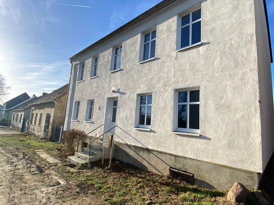 Teilsaniertes Mehrfamilienhaus mit Potential