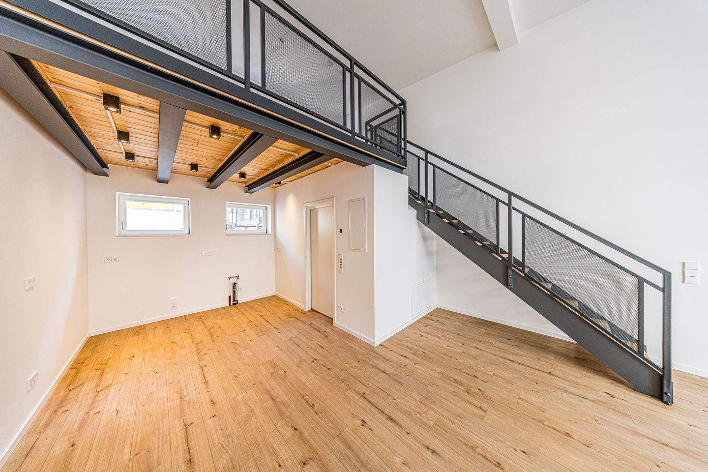 Bezugsgfertige Galeriewohnung im denkmalgeschützten Altbau