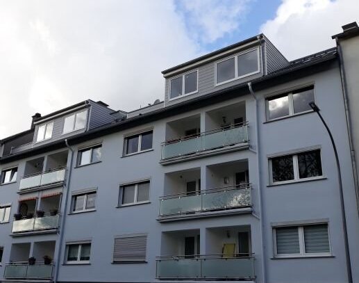 ***Dichterviertel sucht Nachmieter für schöne Zweizimmerwohnung***