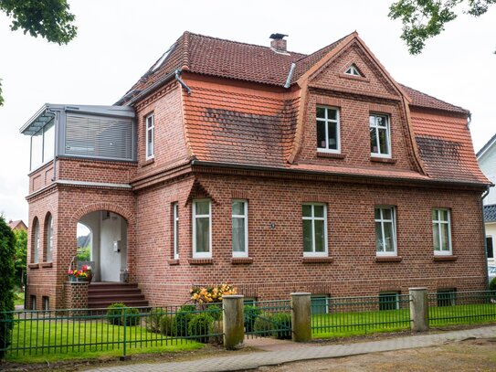 Einfamilienhaus mit Einliegerwohnung (Stadtvilla) in exklusiver Lage - 19300 Grabow - Metropolregion Hamburg