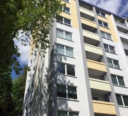 Isinger Feld: zeitgemäße, bezugsfertige 2-Raum-Wohnung mit großem Balkon!