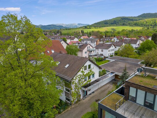 Mehrfamilienhaus + Büro mit Entwicklungspotential