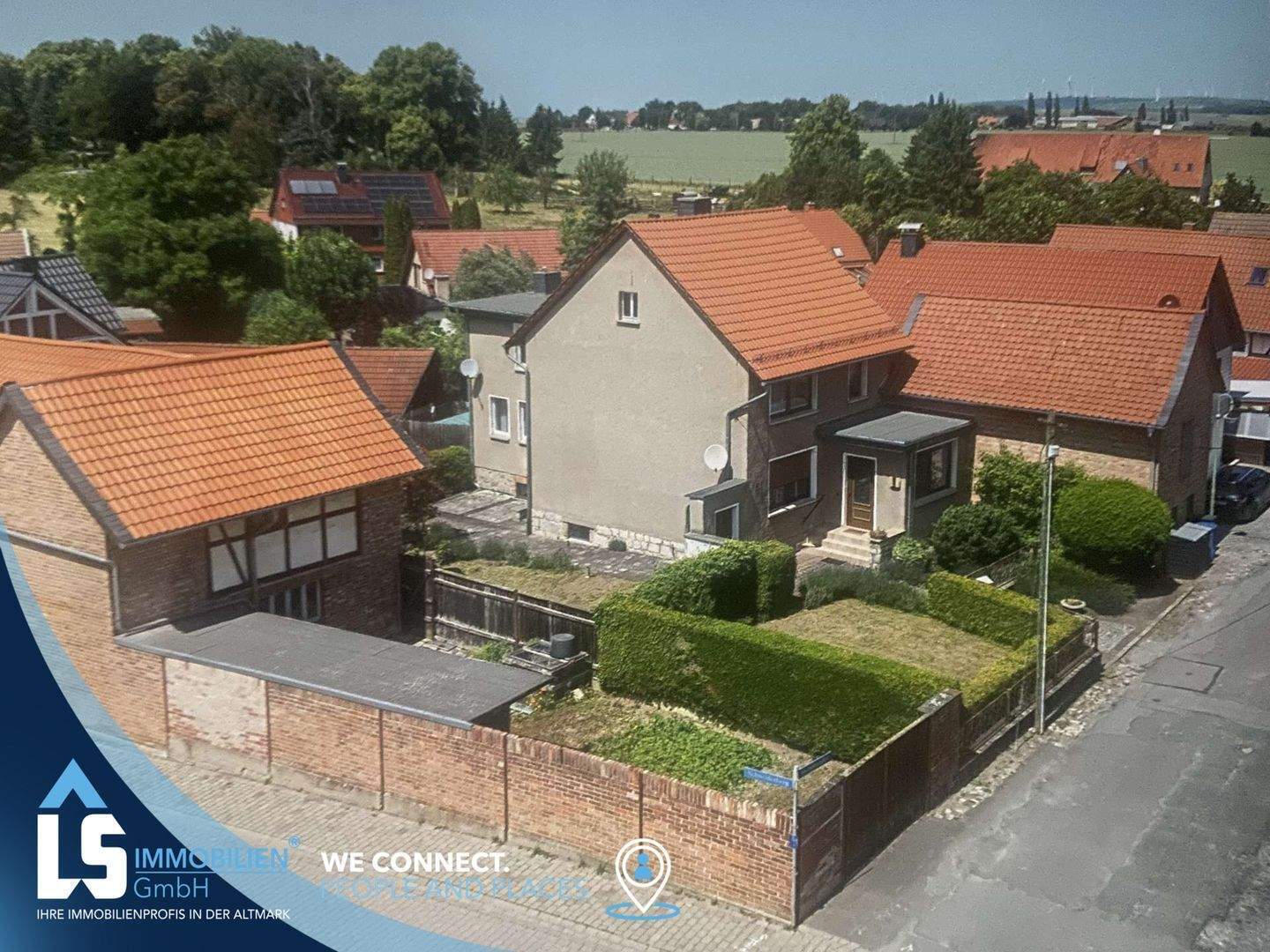 Immobilie in Nordharz - Großzügiges Einfamilienhaus mit Nebengebäude in ruhiger Lage - bezugsfertig !! - Bild 0