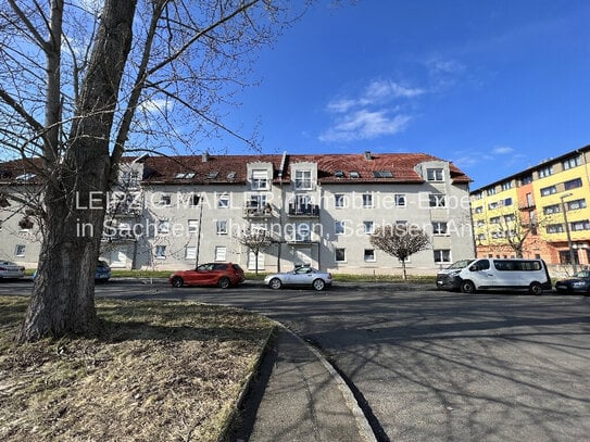 AB 01.03.25 FREI: Seniorenfreundliche 2-Zimmer-Wohnung im EG mit großem Balkon, Tiefgaragenplatz, Keller, Lift