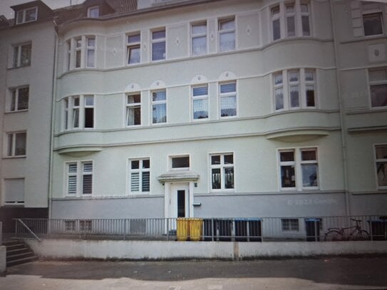 !!!! moderne 2-Zimmerwohnung im Altbau, 1. OG mit Balkon !!!!