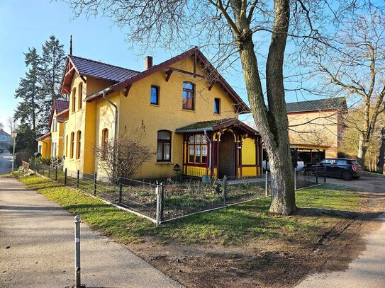 Attraktives Mehrfamilienhaus als Kapitalanlage mit 3 Wohneinheiten in idyllischer, wassernaher Lage von Penzlin