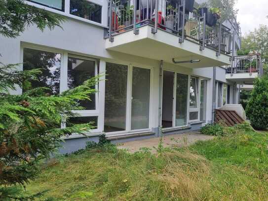 Charmante Hochparterre-Wohnung mit Garten und Terrasse – 3,5 Zimmer auf 92 m²