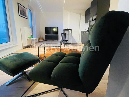 Moderne 2 Zimmer Penthousewohnung mit 2 Balkonen und Fahrstuhl in Hamburg Eimsbüttel