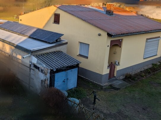 Kleines rustikal möbliertes Haus am Randes Spreewald mit Garten