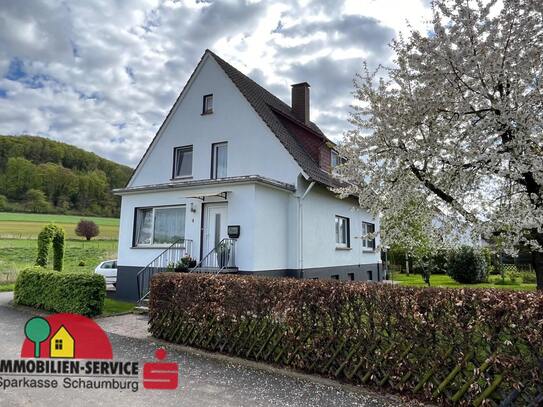 Teilmodernisiertes Siedlungshaus mit schönem Garten